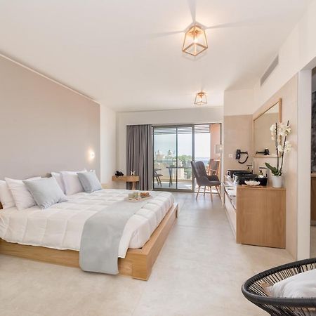 Lilium Luxury Suites Agia Marina Buitenkant foto